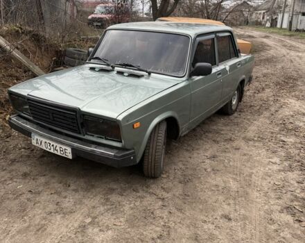 Зеленый ВАЗ 2107, объемом двигателя 1.5 л и пробегом 180 тыс. км за 1300 $, фото 1 на Automoto.ua