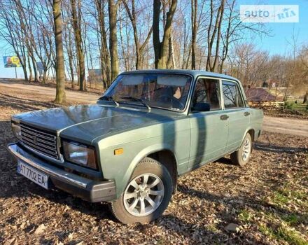 Зеленый ВАЗ 2107, объемом двигателя 1.5 л и пробегом 100 тыс. км за 1400 $, фото 1 на Automoto.ua