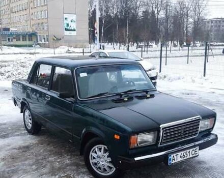 Зеленый ВАЗ 2107, объемом двигателя 1.57 л и пробегом 100 тыс. км за 1100 $, фото 1 на Automoto.ua