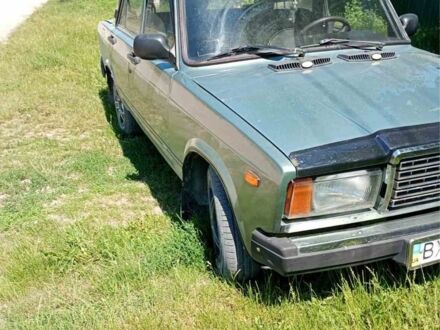 Зеленый ВАЗ 2107, объемом двигателя 1.5 л и пробегом 230 тыс. км за 1500 $, фото 1 на Automoto.ua