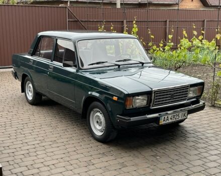 Зеленый ВАЗ 2107, объемом двигателя 1.5 л и пробегом 15 тыс. км за 3700 $, фото 1 на Automoto.ua
