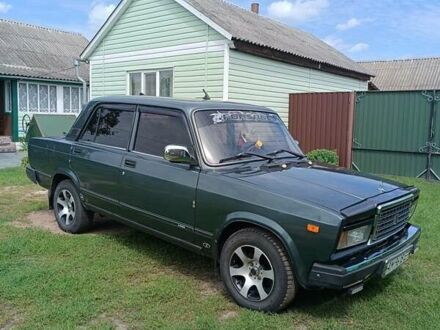 Зеленый ВАЗ 2107, объемом двигателя 1.6 л и пробегом 118 тыс. км за 2400 $, фото 1 на Automoto.ua