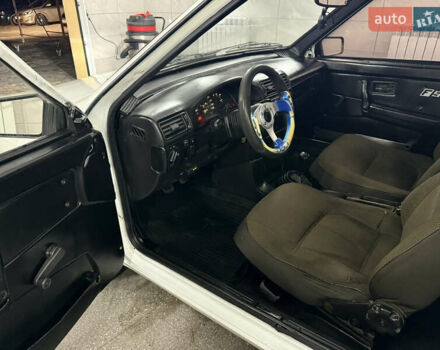 Белый ВАЗ 2108, объемом двигателя 1.29 л и пробегом 200 тыс. км за 1350 $, фото 8 на Automoto.ua