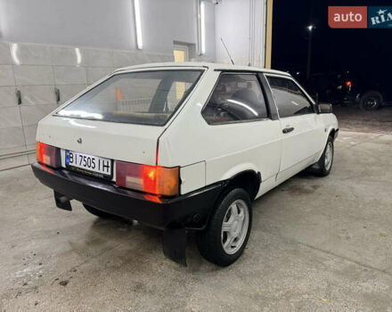 Белый ВАЗ 2108, объемом двигателя 1.29 л и пробегом 200 тыс. км за 1350 $, фото 5 на Automoto.ua