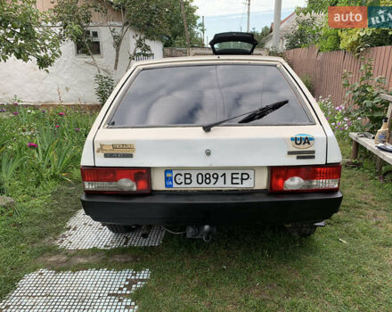 Белый ВАЗ 2108, объемом двигателя 1.29 л и пробегом 135 тыс. км за 664 $, фото 3 на Automoto.ua