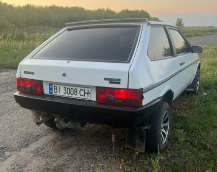 Белый ВАЗ 2108, объемом двигателя 1.3 л и пробегом 170 тыс. км за 950 $, фото 3 на Automoto.ua