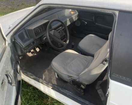 Белый ВАЗ 2108, объемом двигателя 1.3 л и пробегом 777 тыс. км за 550 $, фото 3 на Automoto.ua