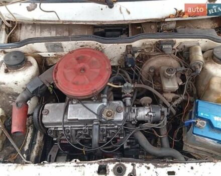 Белый ВАЗ 2108, объемом двигателя 1.3 л и пробегом 300 тыс. км за 595 $, фото 5 на Automoto.ua