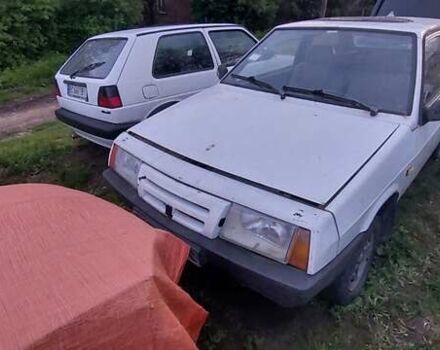Белый ВАЗ 2108, объемом двигателя 1.3 л и пробегом 352 тыс. км за 250 $, фото 1 на Automoto.ua