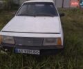 Белый ВАЗ 2108, объемом двигателя 1.3 л и пробегом 100 тыс. км за 700 $, фото 1 на Automoto.ua