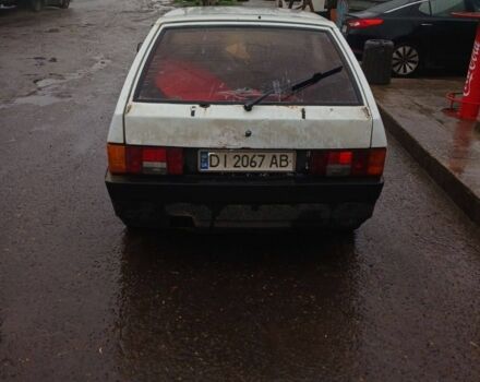 Белый ВАЗ 2108, объемом двигателя 1.3 л и пробегом 300 тыс. км за 700 $, фото 2 на Automoto.ua