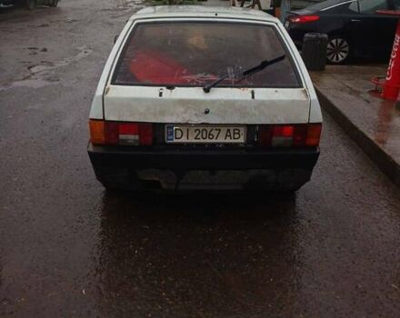 Белый ВАЗ 2108, объемом двигателя 1.3 л и пробегом 300 тыс. км за 700 $, фото 1 на Automoto.ua