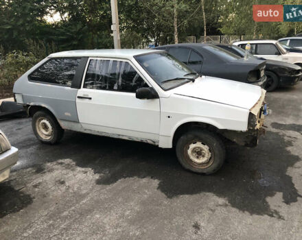 Белый ВАЗ 2108, объемом двигателя 1.3 л и пробегом 150 тыс. км за 500 $, фото 3 на Automoto.ua