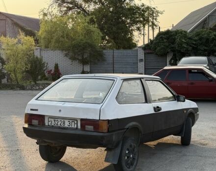 Белый ВАЗ 2108, объемом двигателя 1.3 л и пробегом 150 тыс. км за 424 $, фото 2 на Automoto.ua