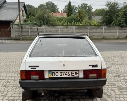 ВАЗ 2108 1987 в Жовкве на Automoto.ua Белый ВАЗ 2108, объемом двигателя 1.3 л и пробегом 450 тыс. км за 454 $, фото 2 на Automoto.ua