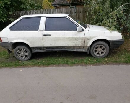 Белый ВАЗ 2108, объемом двигателя 1.3 л и пробегом 100 тыс. км за 1000 $, фото 1 на Automoto.ua