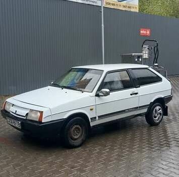 Белый ВАЗ 2108, объемом двигателя 1.29 л и пробегом 81 тыс. км за 475 $, фото 2 на Automoto.ua