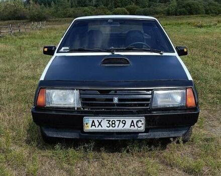 Белый ВАЗ 2108, объемом двигателя 1.5 л и пробегом 250 тыс. км за 850 $, фото 5 на Automoto.ua