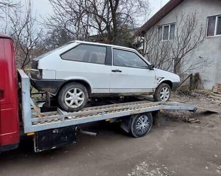 Белый ВАЗ 2108, объемом двигателя 1.6 л и пробегом 288 тыс. км за 600 $, фото 2 на Automoto.ua