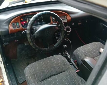 Белый ВАЗ 2108, объемом двигателя 1.29 л и пробегом 100 тыс. км за 1250 $, фото 3 на Automoto.ua