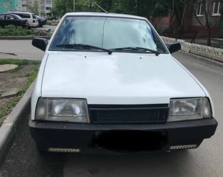Белый ВАЗ 2108, объемом двигателя 2 л и пробегом 400 тыс. км за 1500 $, фото 1 на Automoto.ua