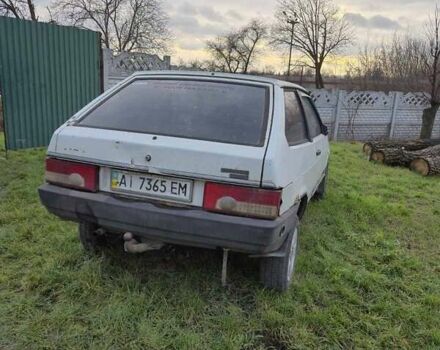 Белый ВАЗ 2108, объемом двигателя 1.3 л и пробегом 150 тыс. км за 500 $, фото 5 на Automoto.ua