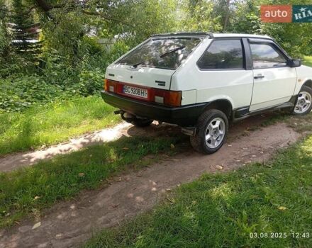 Білий ВАЗ 2108, об'ємом двигуна 1.5 л та пробігом 300 тис. км за 850 $, фото 3 на Automoto.ua