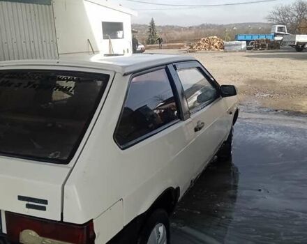 Белый ВАЗ 2108, объемом двигателя 1.5 л и пробегом 22 тыс. км за 400 $, фото 1 на Automoto.ua