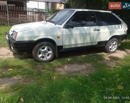 Білий ВАЗ 2108, об'ємом двигуна 1.5 л та пробігом 300 тис. км за 850 $, фото 8 на Automoto.ua