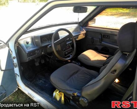 ВАЗ 2108 1989 в Казатине на Automoto.ua Белый ВАЗ 2108, объемом двигателя 1.5 л и пробегом 200 тыс. км за 1000 $, фото 2 на Automoto.ua