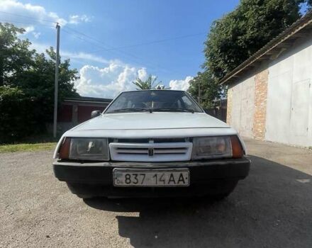 Белый ВАЗ 2108, объемом двигателя 1.3 л и пробегом 71 тыс. км за 750 $, фото 2 на Automoto.ua