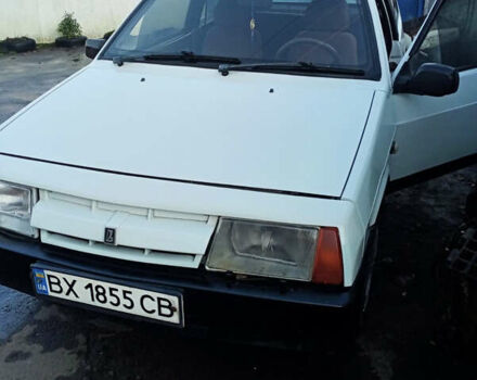 Белый ВАЗ 2108, объемом двигателя 1.29 л и пробегом 300 тыс. км за 550 $, фото 1 на Automoto.ua