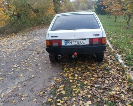 Белый ВАЗ 2108, объемом двигателя 1.3 л и пробегом 300 тыс. км за 1150 $, фото 4 на Automoto.ua