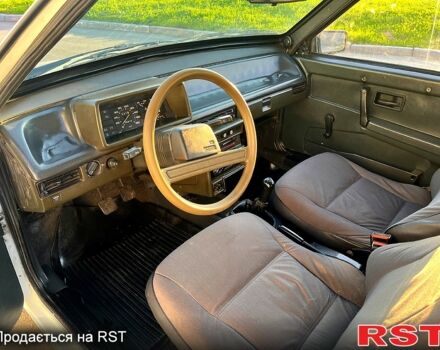 Белый ВАЗ 2108, объемом двигателя 1.3 л и пробегом 405 тыс. км за 1550 $, фото 9 на Automoto.ua