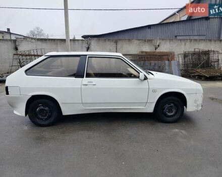 Белый ВАЗ 2108, объемом двигателя 1.29 л и пробегом 328 тыс. км за 1500 $, фото 4 на Automoto.ua