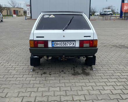 Белый ВАЗ 2108, объемом двигателя 1.5 л и пробегом 200 тыс. км за 1600 $, фото 4 на Automoto.ua