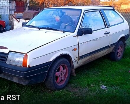 Белый ВАЗ 2108, объемом двигателя 15 л и пробегом 250 тыс. км за 530 $, фото 1 на Automoto.ua