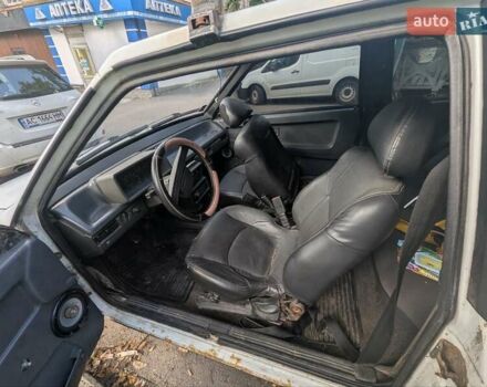 Белый ВАЗ 2108, объемом двигателя 1.5 л и пробегом 42 тыс. км за 699 $, фото 5 на Automoto.ua