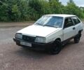 Белый ВАЗ 2108, объемом двигателя 1.3 л и пробегом 330 тыс. км за 241 $, фото 1 на Automoto.ua