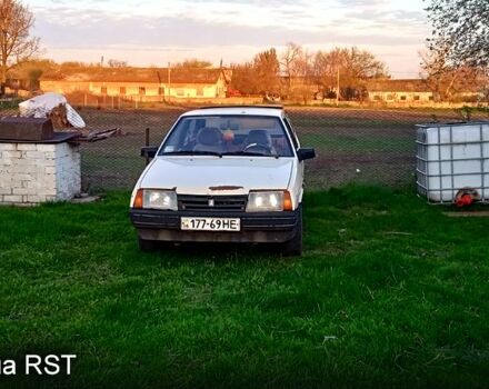Белый ВАЗ 2108, объемом двигателя 15 л и пробегом 250 тыс. км за 530 $, фото 7 на Automoto.ua
