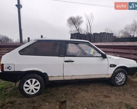 Белый ВАЗ 2108, объемом двигателя 1 л и пробегом 175 тыс. км за 600 $, фото 4 на Automoto.ua