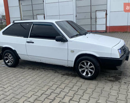 Белый ВАЗ 2108, объемом двигателя 1.5 л и пробегом 200 тыс. км за 1600 $, фото 3 на Automoto.ua