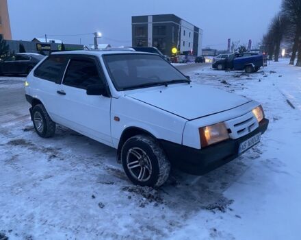 Белый ВАЗ 2108, объемом двигателя 1.3 л и пробегом 200 тыс. км за 1250 $, фото 1 на Automoto.ua