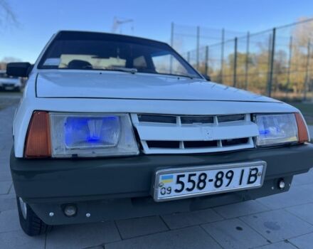 Белый ВАЗ 2108, объемом двигателя 1.5 л и пробегом 180 тыс. км за 750 $, фото 5 на Automoto.ua