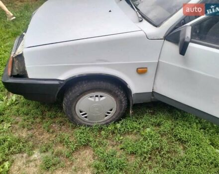 Белый ВАЗ 2108, объемом двигателя 1.5 л и пробегом 100 тыс. км за 700 $, фото 2 на Automoto.ua