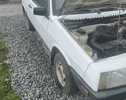 Белый ВАЗ 2108, объемом двигателя 1.3 л и пробегом 220 тыс. км за 930 $, фото 7 на Automoto.ua