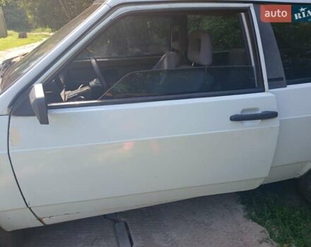 Белый ВАЗ 2108, объемом двигателя 1.1 л и пробегом 250 тыс. км за 1200 $, фото 2 на Automoto.ua