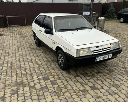 Белый ВАЗ 2108, объемом двигателя 1.29 л и пробегом 150 тыс. км за 700 $, фото 2 на Automoto.ua