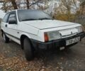 Белый ВАЗ 2108, объемом двигателя 1.5 л и пробегом 300 тыс. км за 1000 $, фото 1 на Automoto.ua