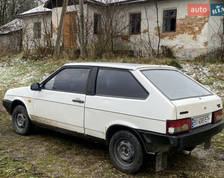 Белый ВАЗ 2108, объемом двигателя 1.29 л и пробегом 300 тыс. км за 650 $, фото 5 на Automoto.ua